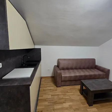 게스트하우스 La Familia